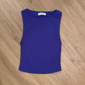 Aritzia contour muscle tank